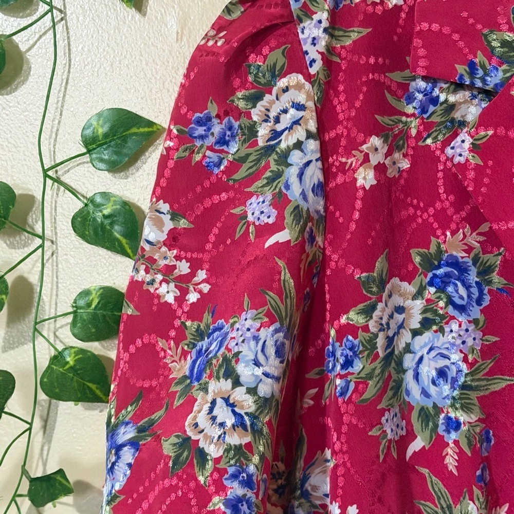 Maggy Boutique Red Floral Wrap Midi Dress - Picture 5 of 11